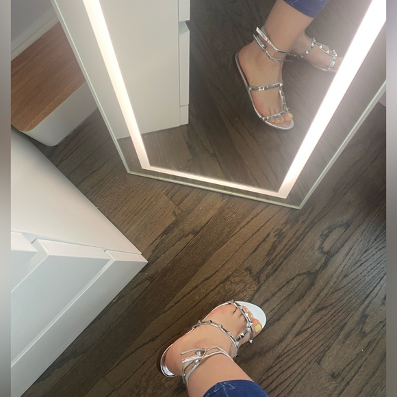 Valentino silver rockstud sandals size eu 37 stunning! - Picture 2 of 3